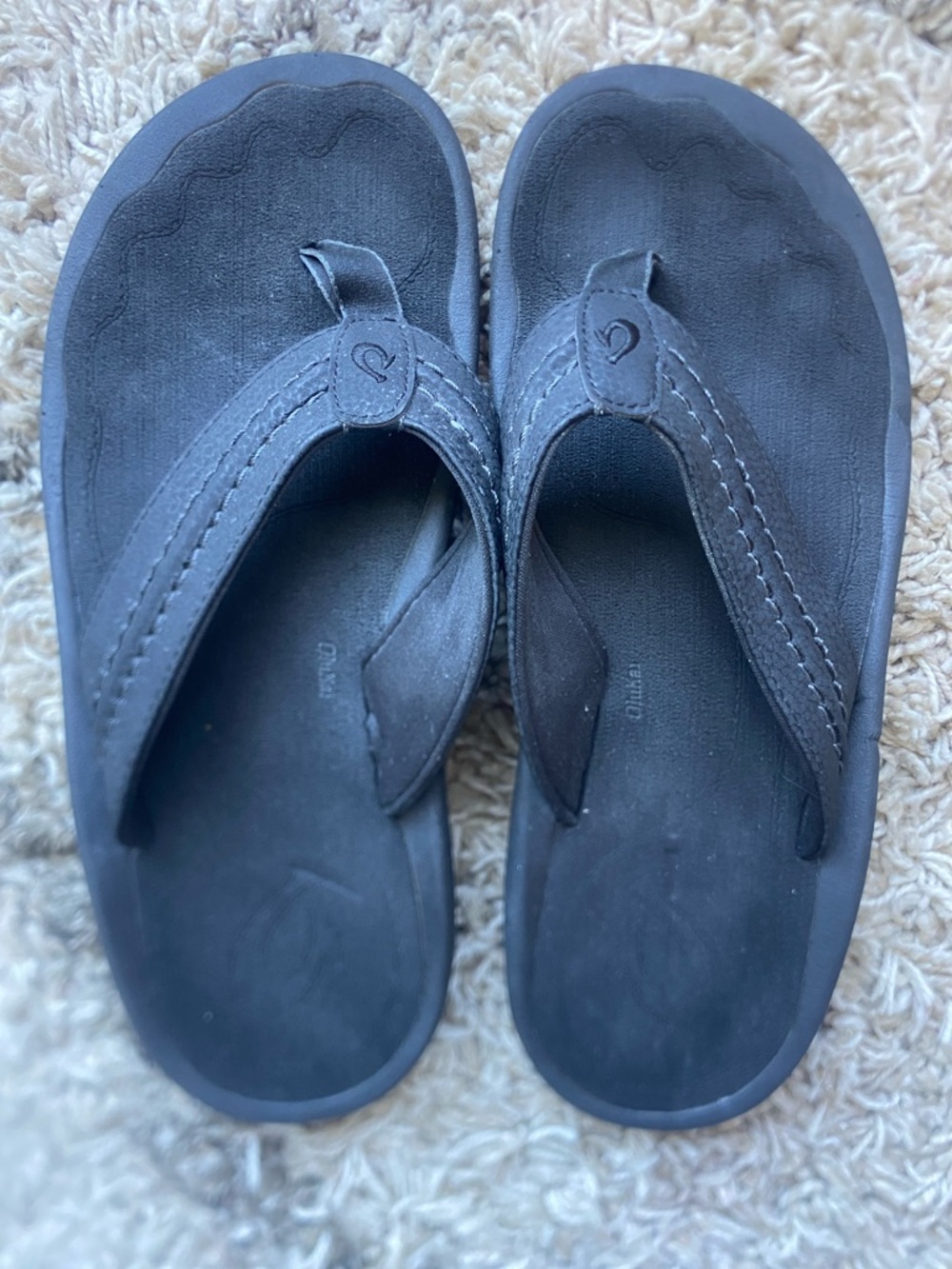 EUC OluKai Hokua Men's Beach Sandals